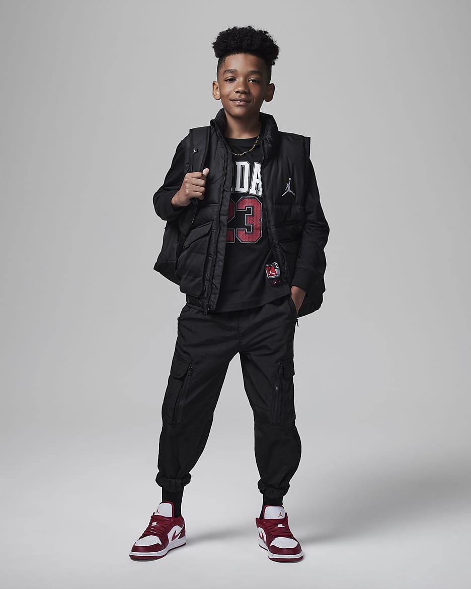 Jordan Practice Flight Long Sleeve Tee Big Kids T Shirt. Nike JP